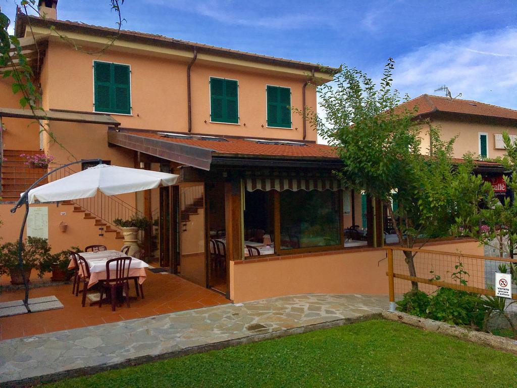 Locanda Da Marco Pignone Kültér fotó